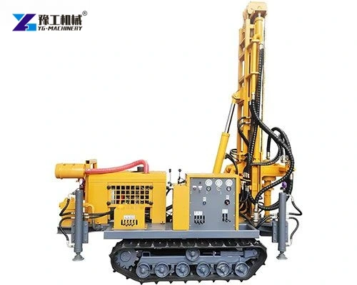 Crawler water well drilling rig and mast